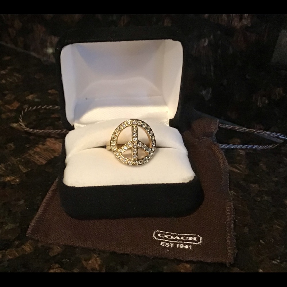 COPY - Coach peace sign ring